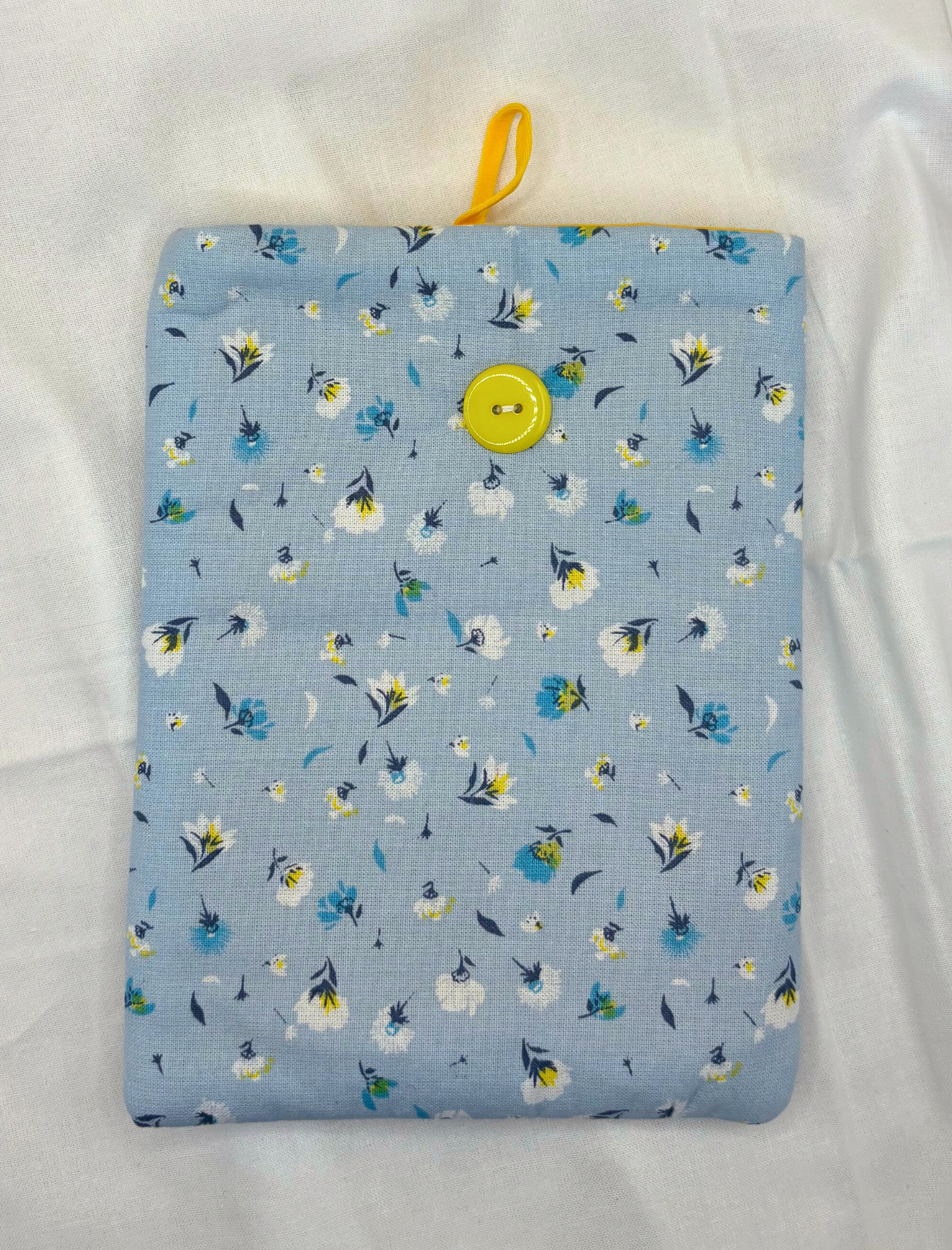 Meadow Light Padded Soft E-Reader Sleeve