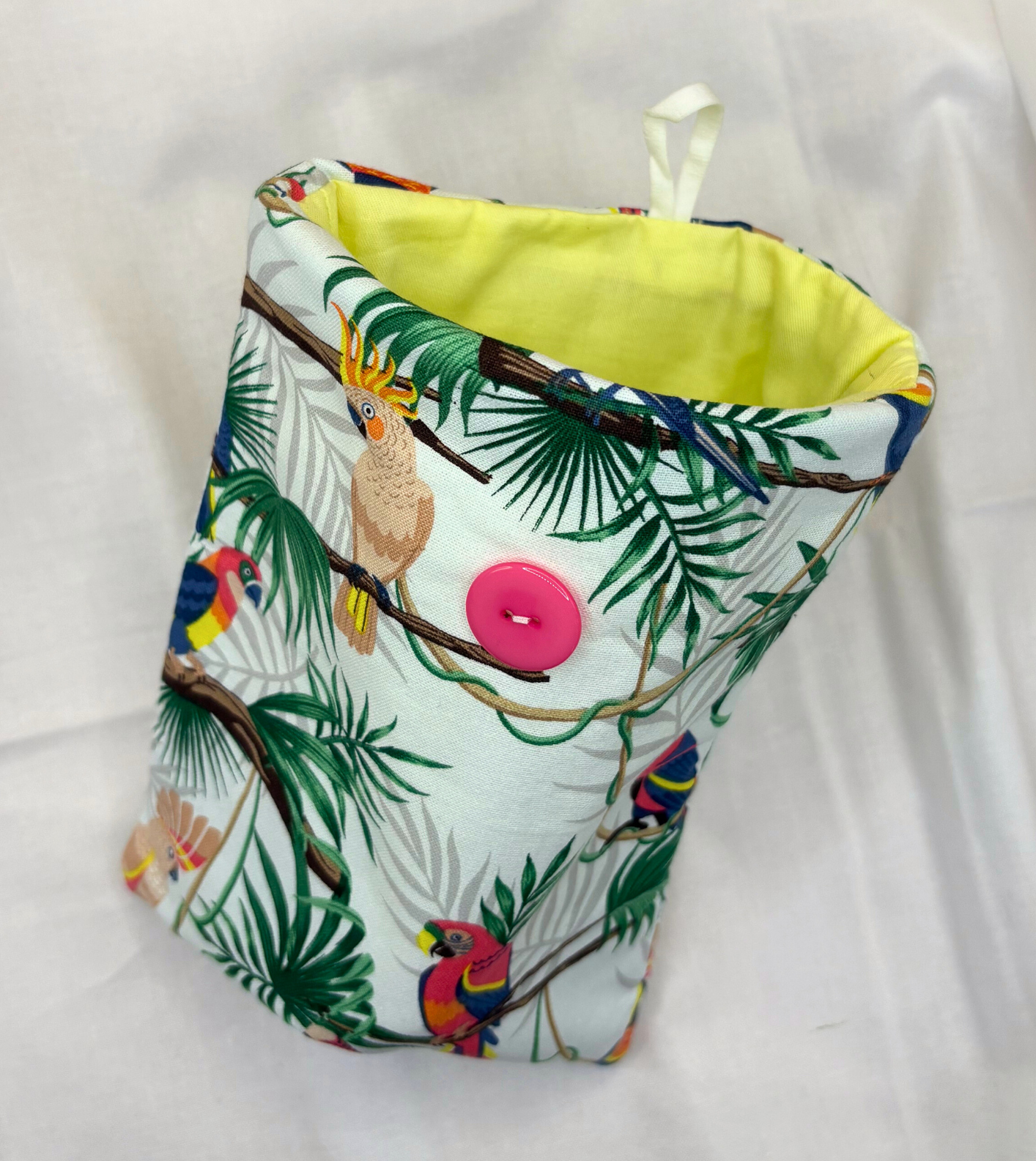 Parrot Court Padded Soft E-Reader Sleeve