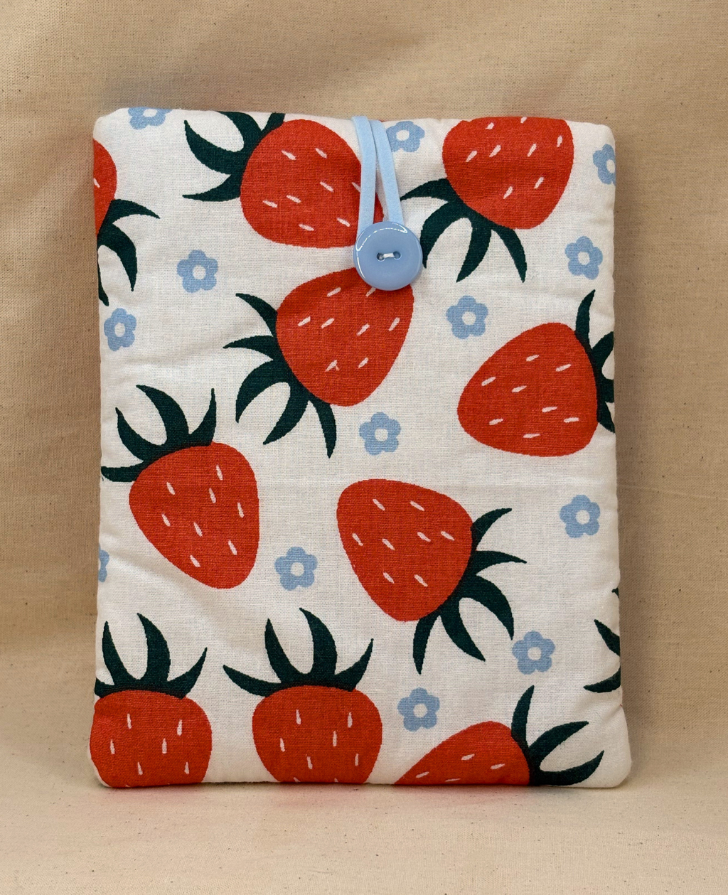 Berry Basket Padded Soft E-Reader Sleeve