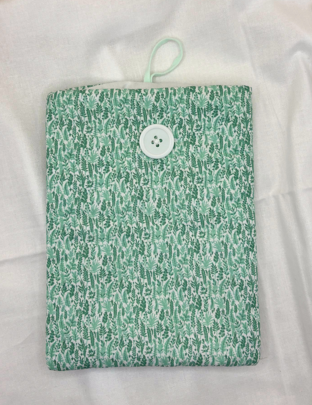 Sapling Leaf Padded Soft E-Reader Sleeve