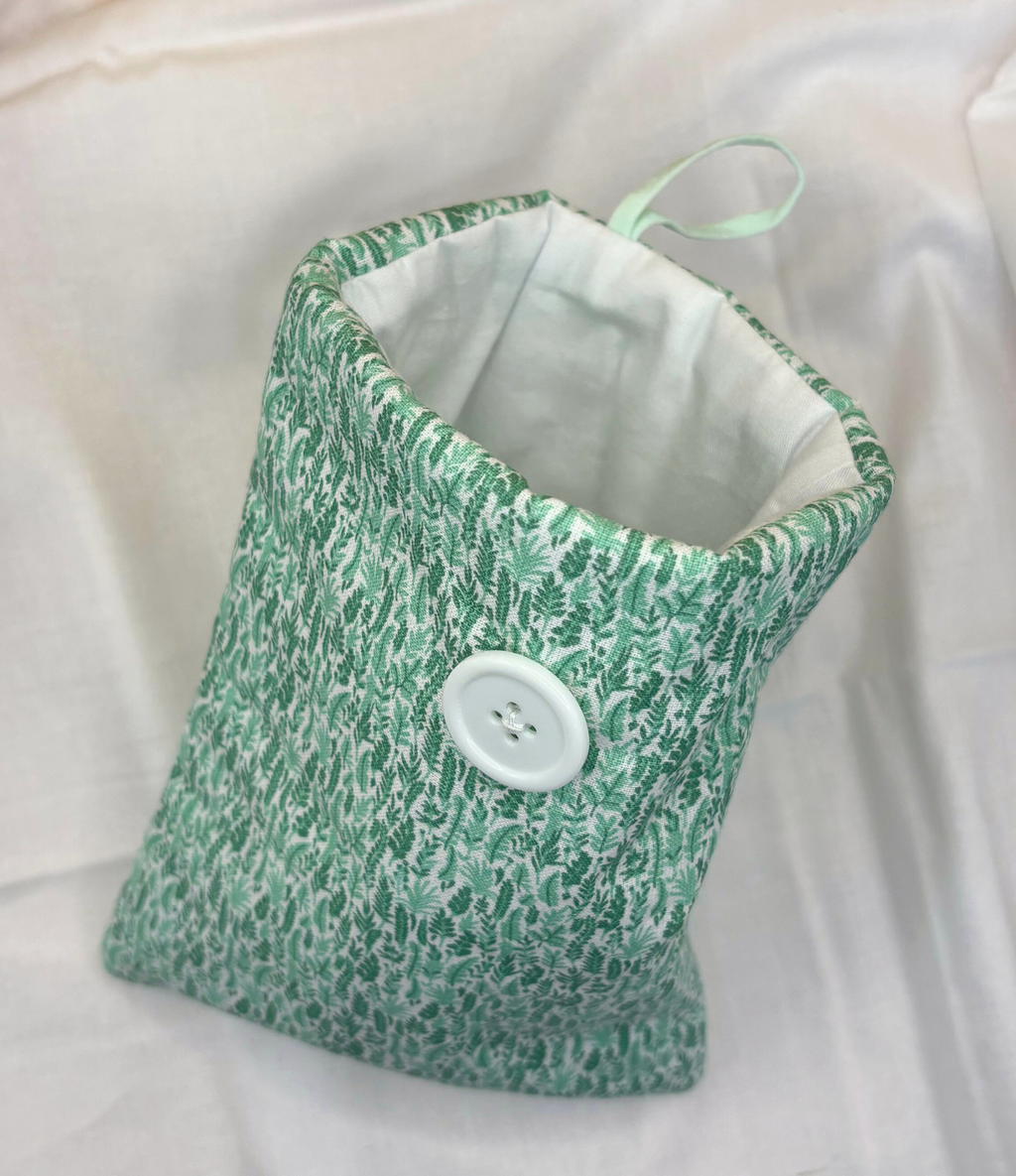 Sapling Leaf Padded Soft E-Reader Sleeve