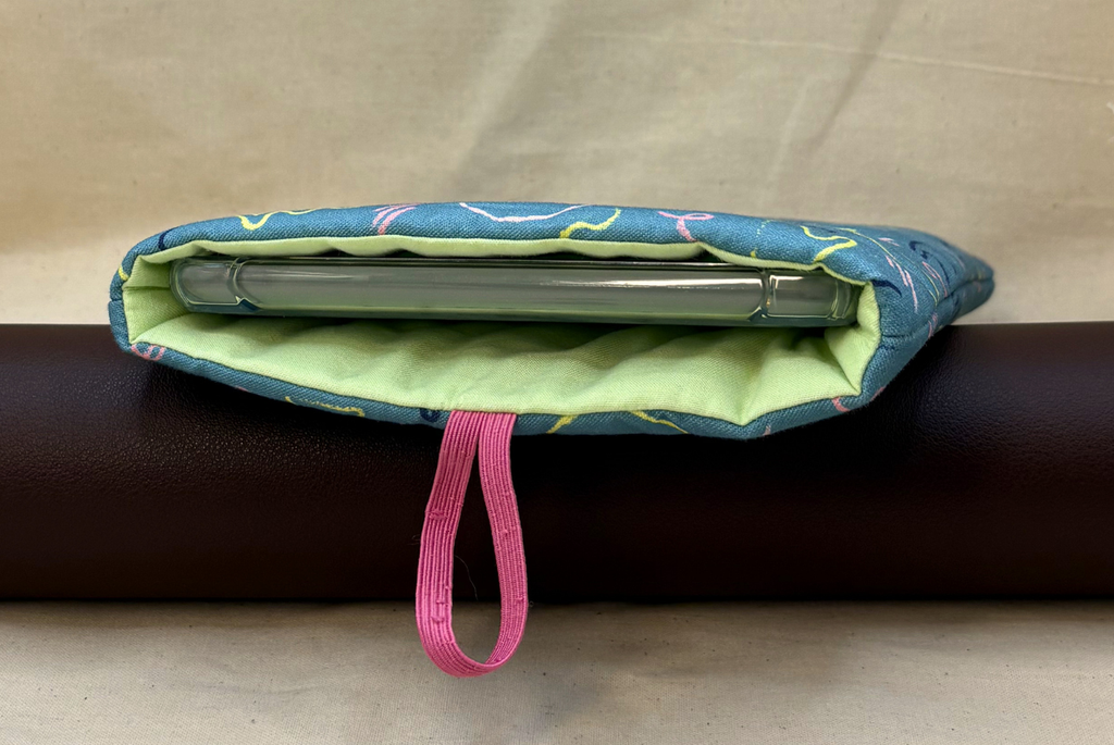 Ink Whirl Padded Soft E-Reader Sleeve