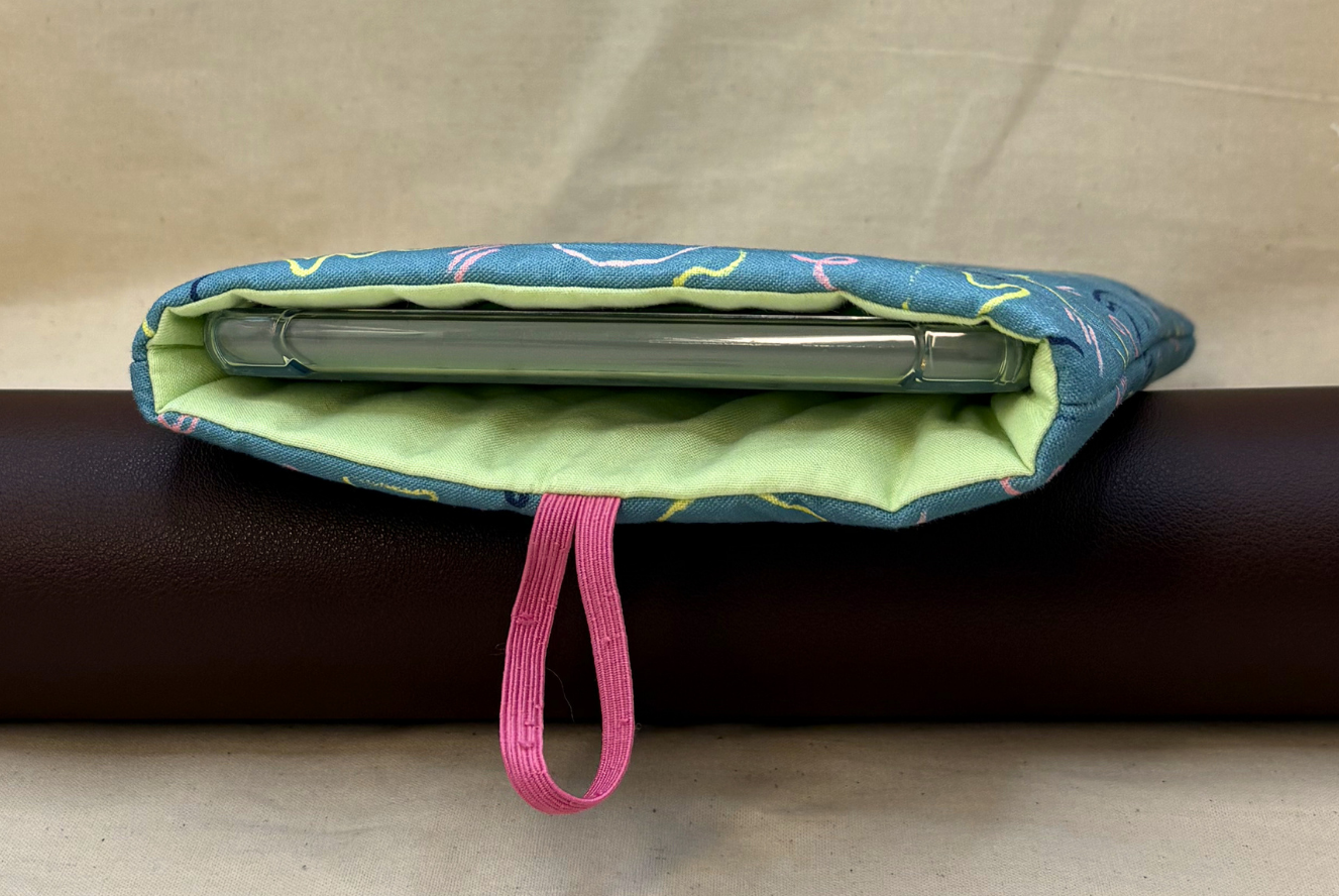 Ink Whirl Padded Soft E-Reader Sleeve