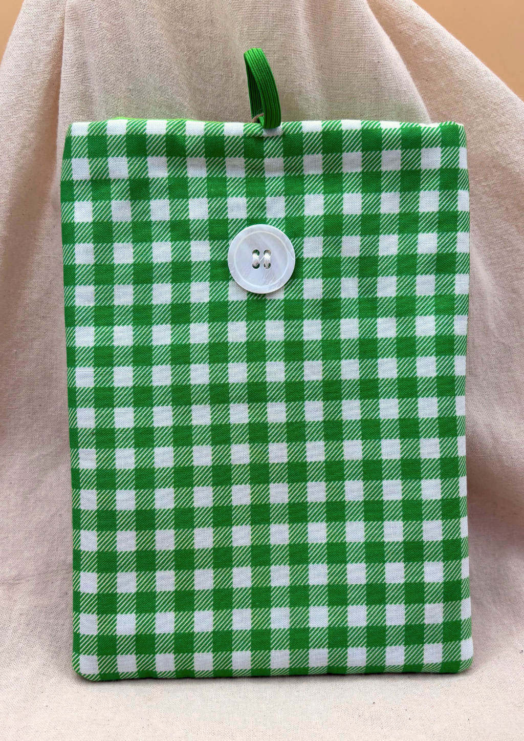 Clover Check Padded Soft E-Reader Sleeve