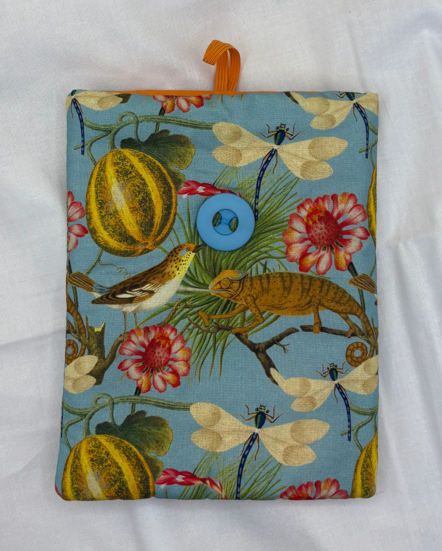 Curio Tropica Padded Soft E-Reader Sleeve