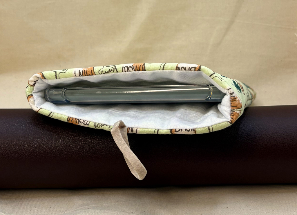 Potting Shed Padded Soft E-Reader Sleeve