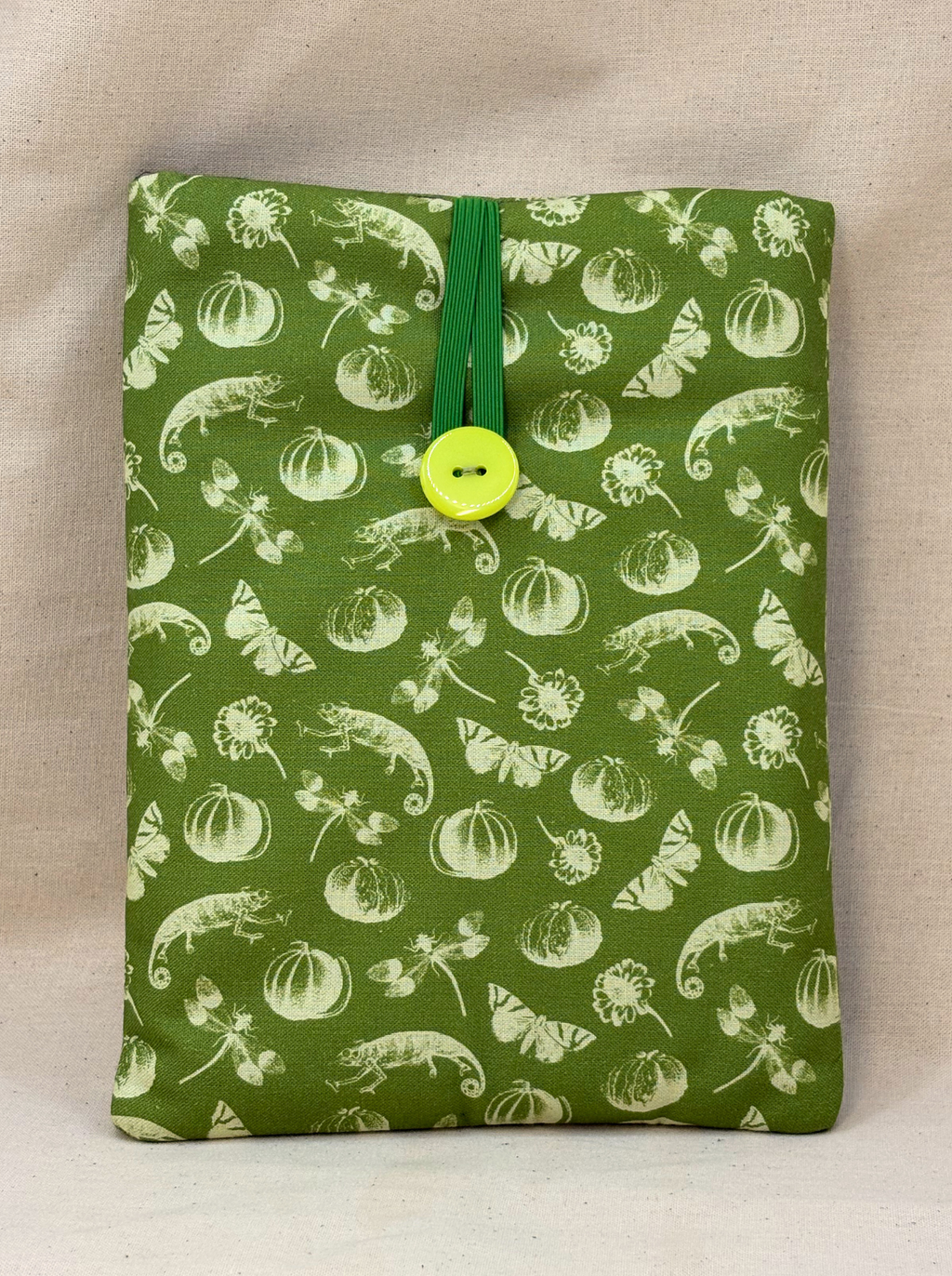 Moment In Time Padded Soft E-Reader Sleeve