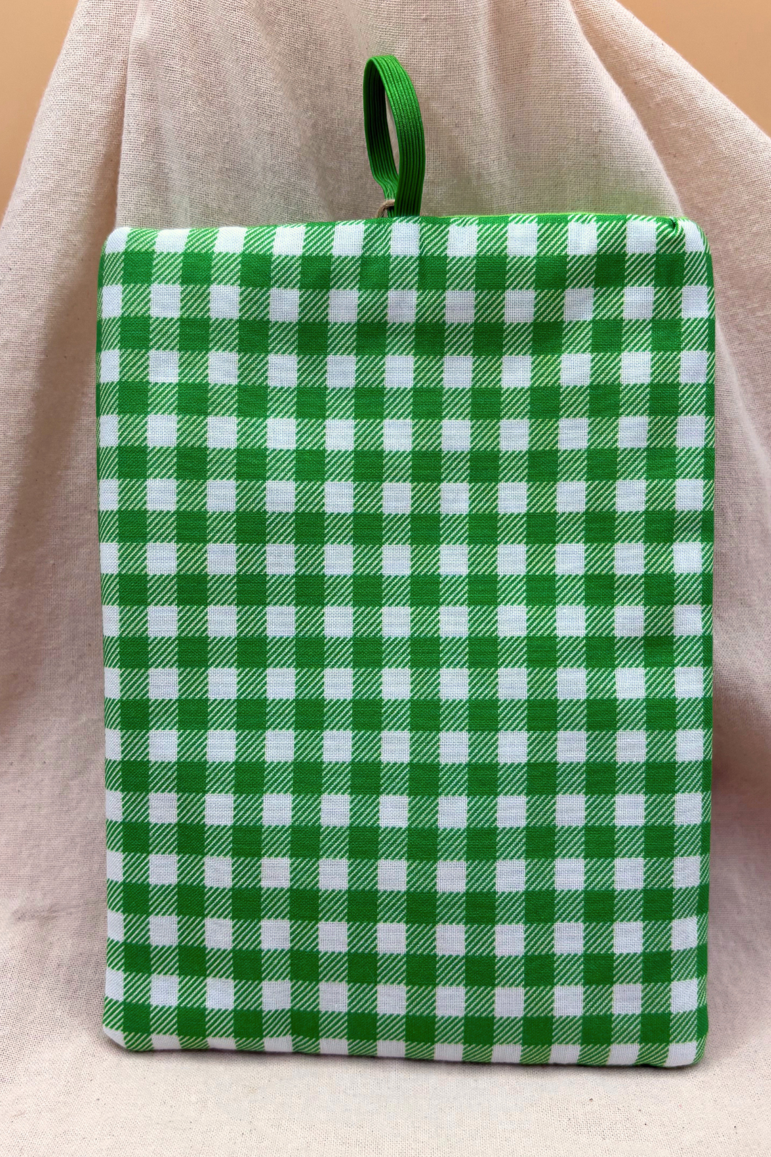 Clover Check Padded Soft E-Reader Sleeve