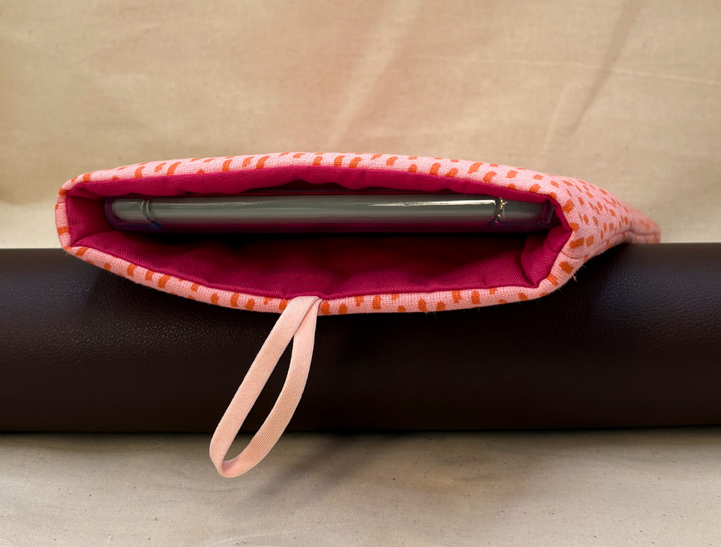 Blush Storm Padded Soft E-Reader Sleeve