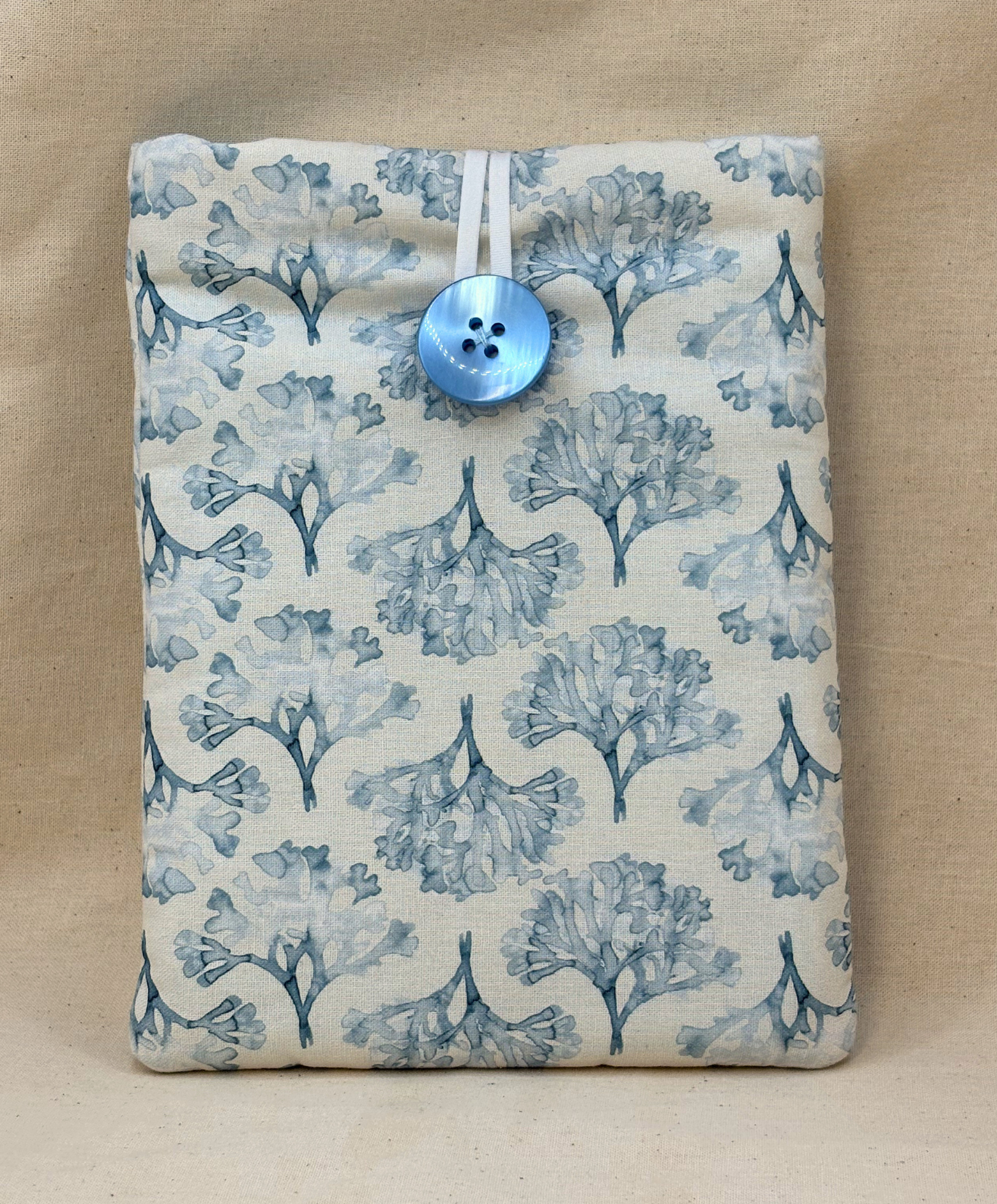 Tide Specimens Padded Soft E-Reader Sleeve