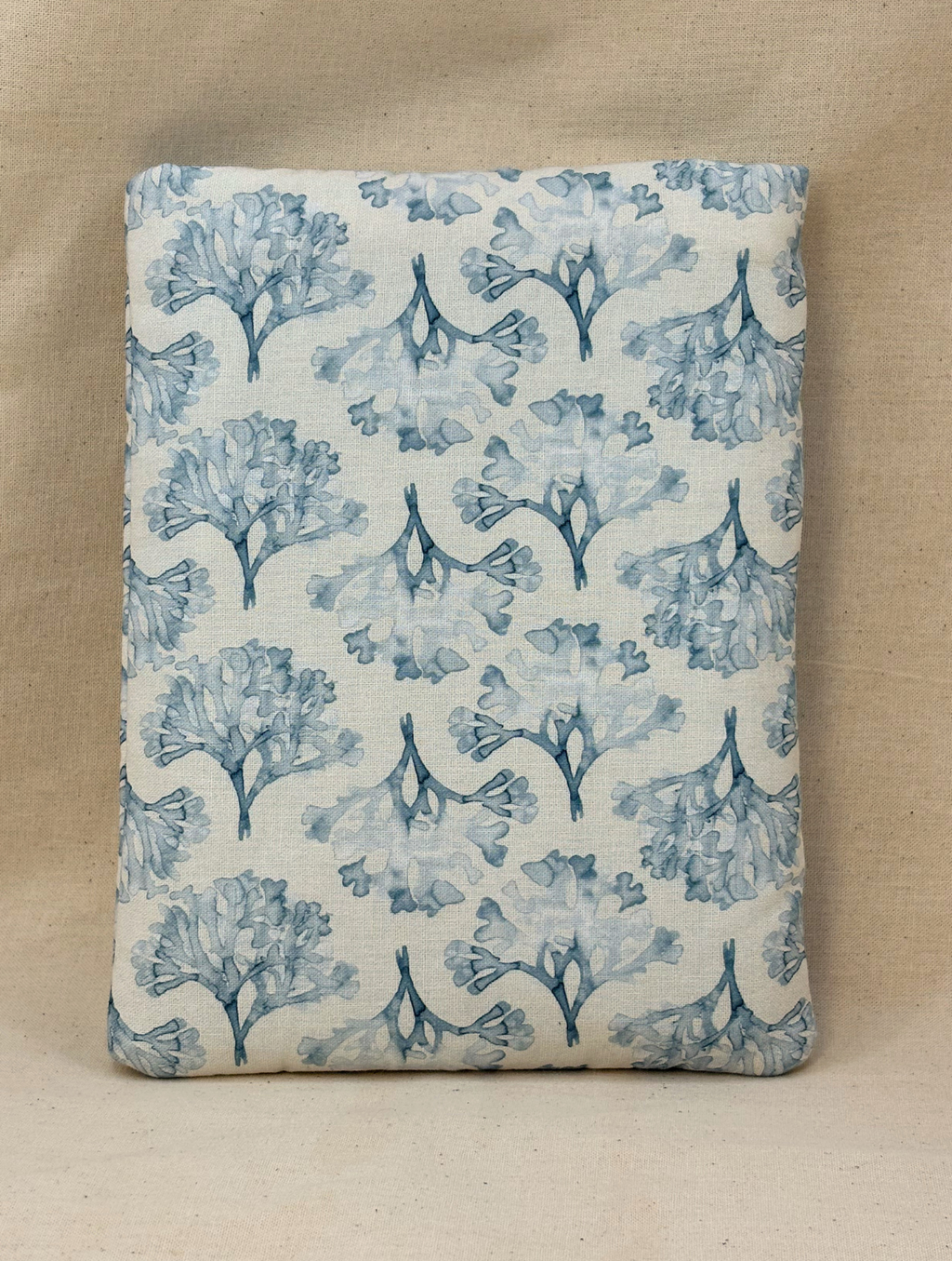 Tide Specimens Padded Soft E-Reader Sleeve