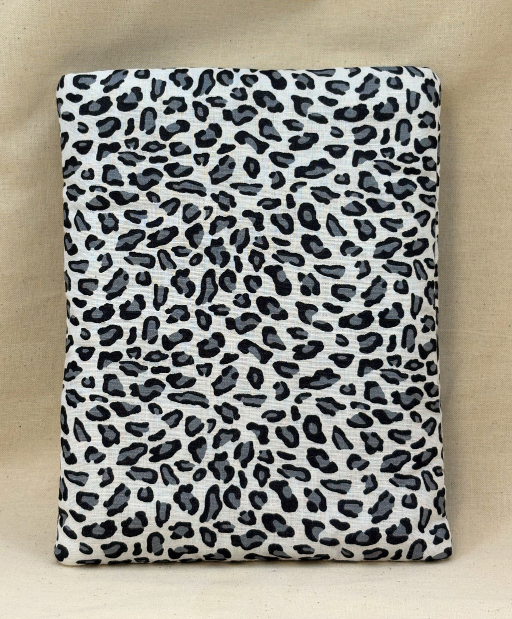 Ice Pelt Padded Soft E-Reader Sleeve