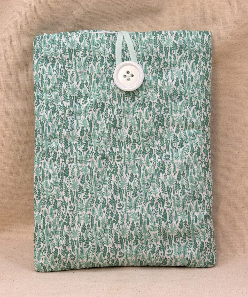 Sapling Leaf Padded Soft E-Reader Sleeve