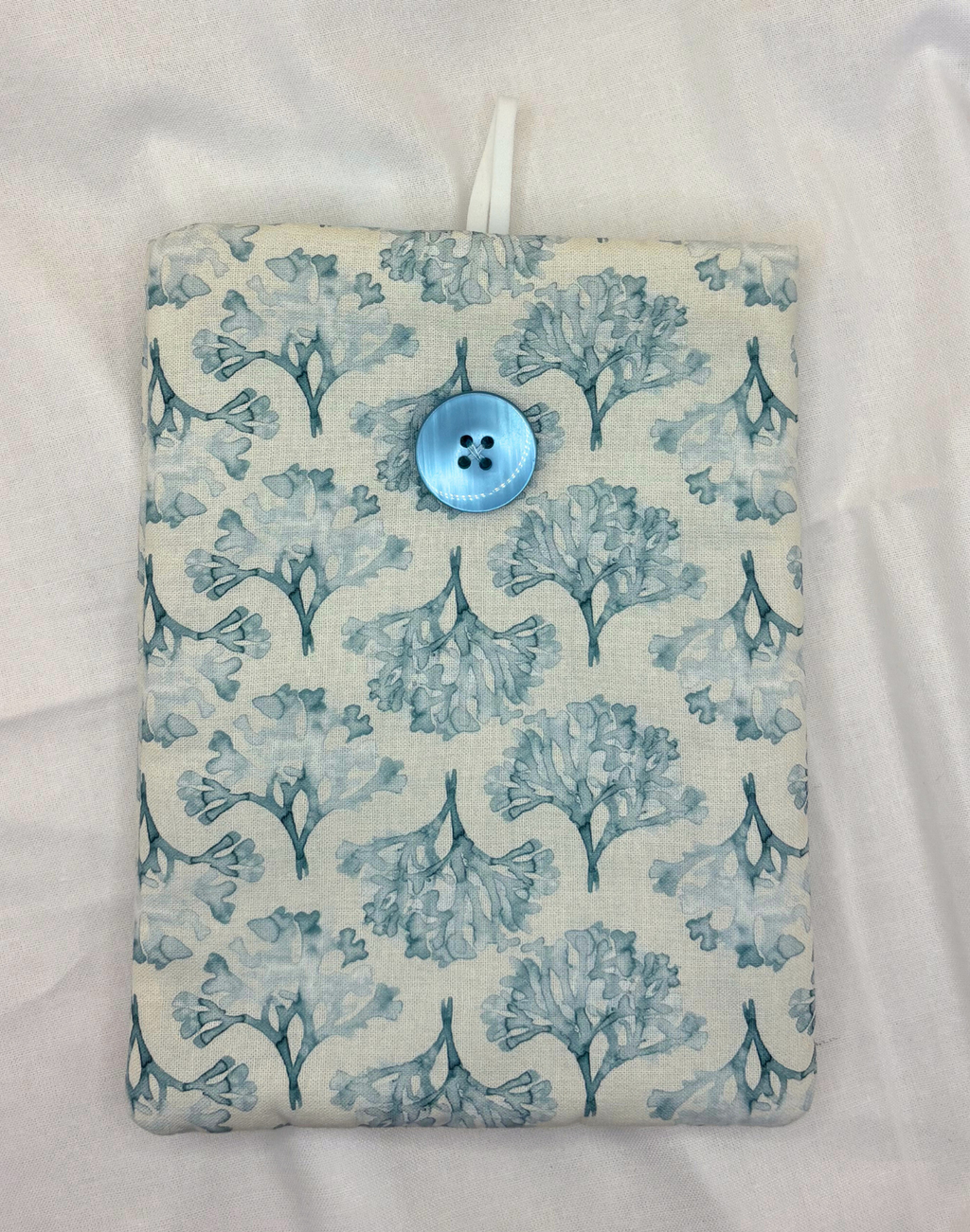 Tide Specimens Padded Soft E-Reader Sleeve