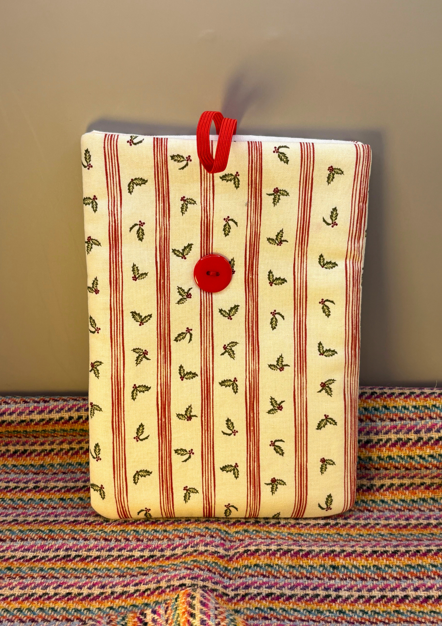 Wrapped Up Padded Soft E-Reader Sleeve