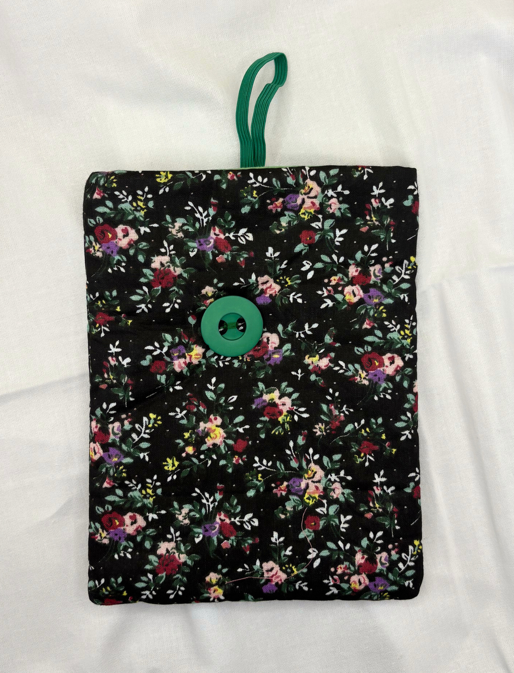 Midnight Bloom Padded Soft E-Reader Sleeve