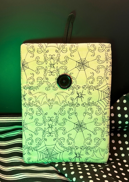 Moonlit Web Padded Soft E-Reader Sleeve