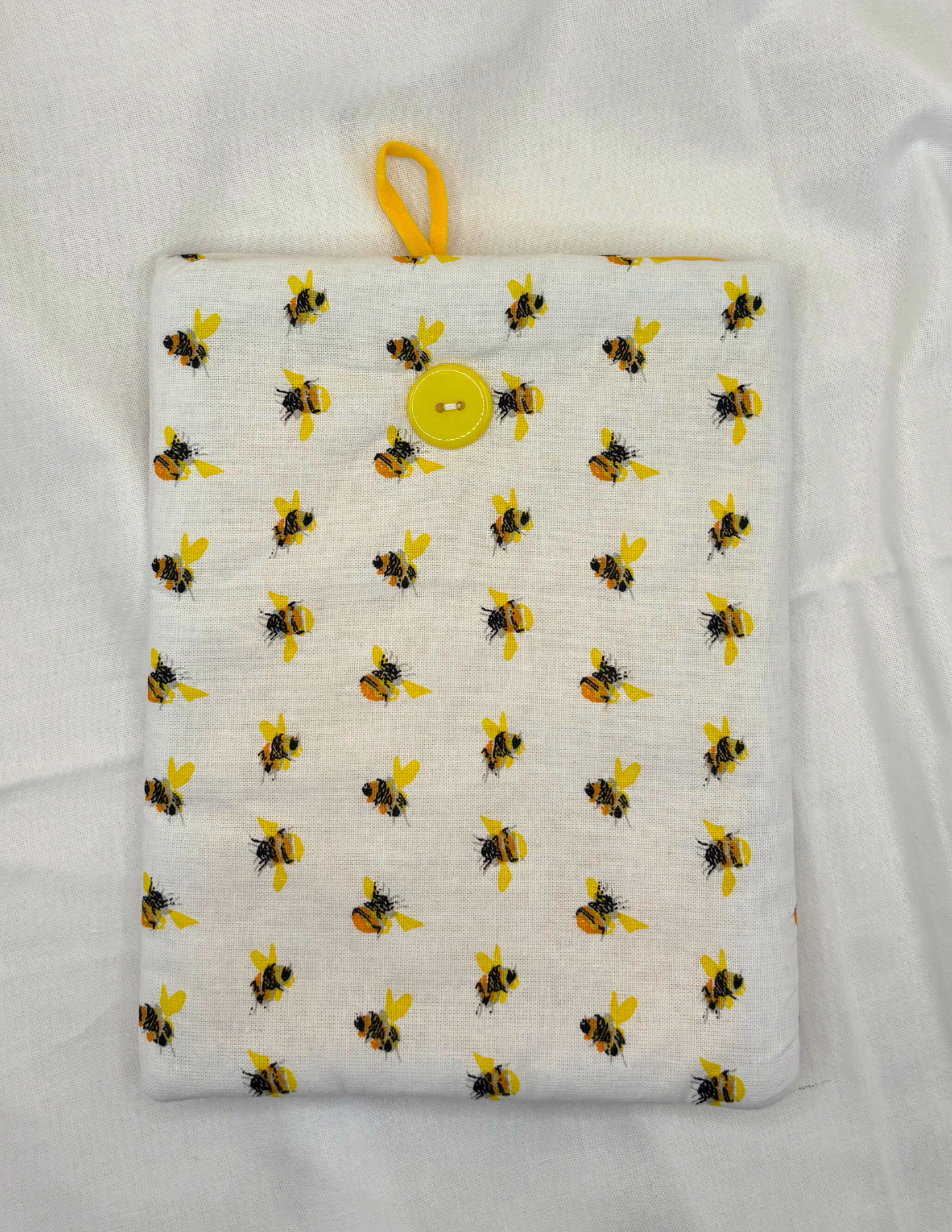 Beehive Meadow Padded Soft E-Reader Sleeve