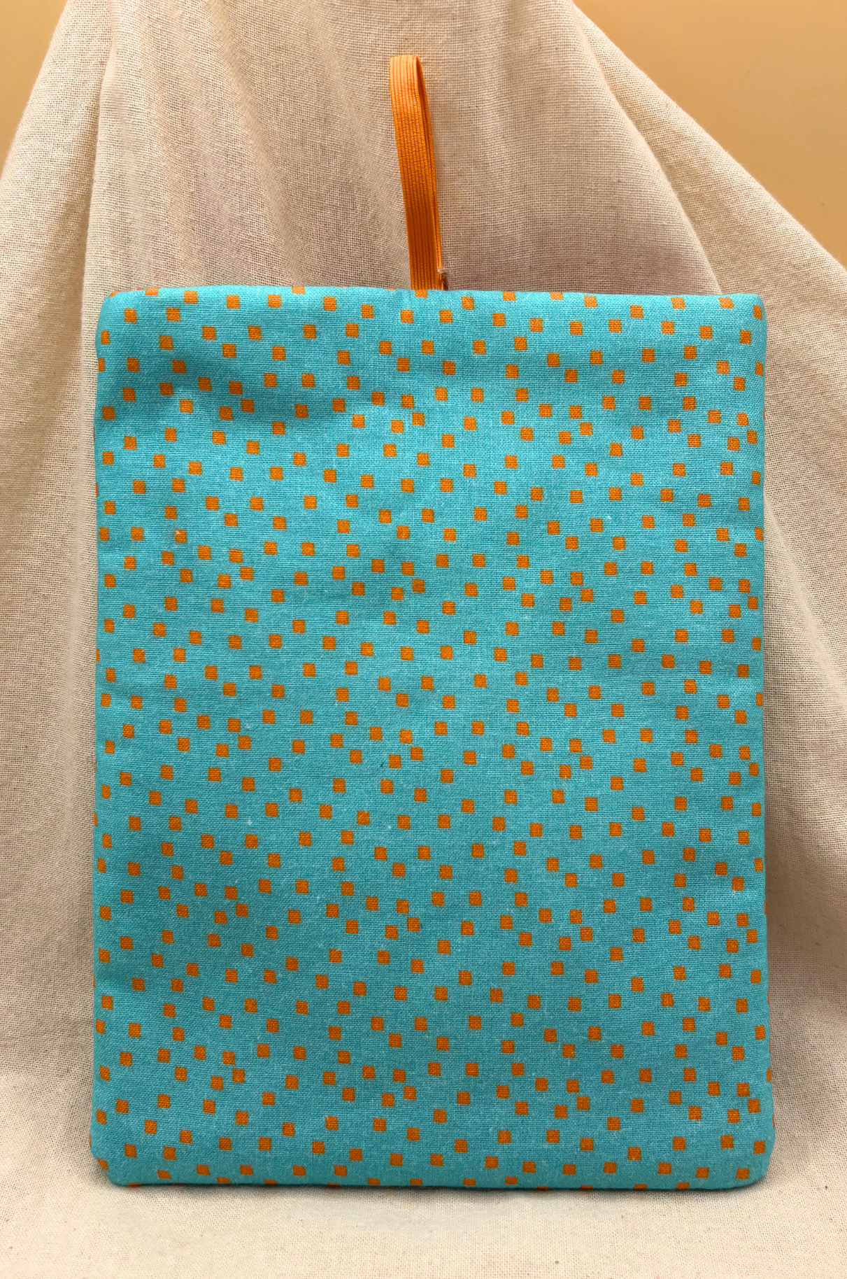 Punchline Padded Soft E-Reader Sleeve