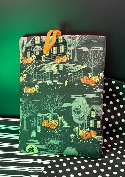 Pumpkin Town Padded Soft E-Reader Sleeve