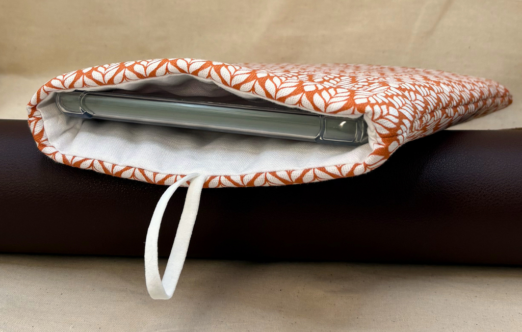 Autumn Ember Padded Soft E-Reader Sleeve