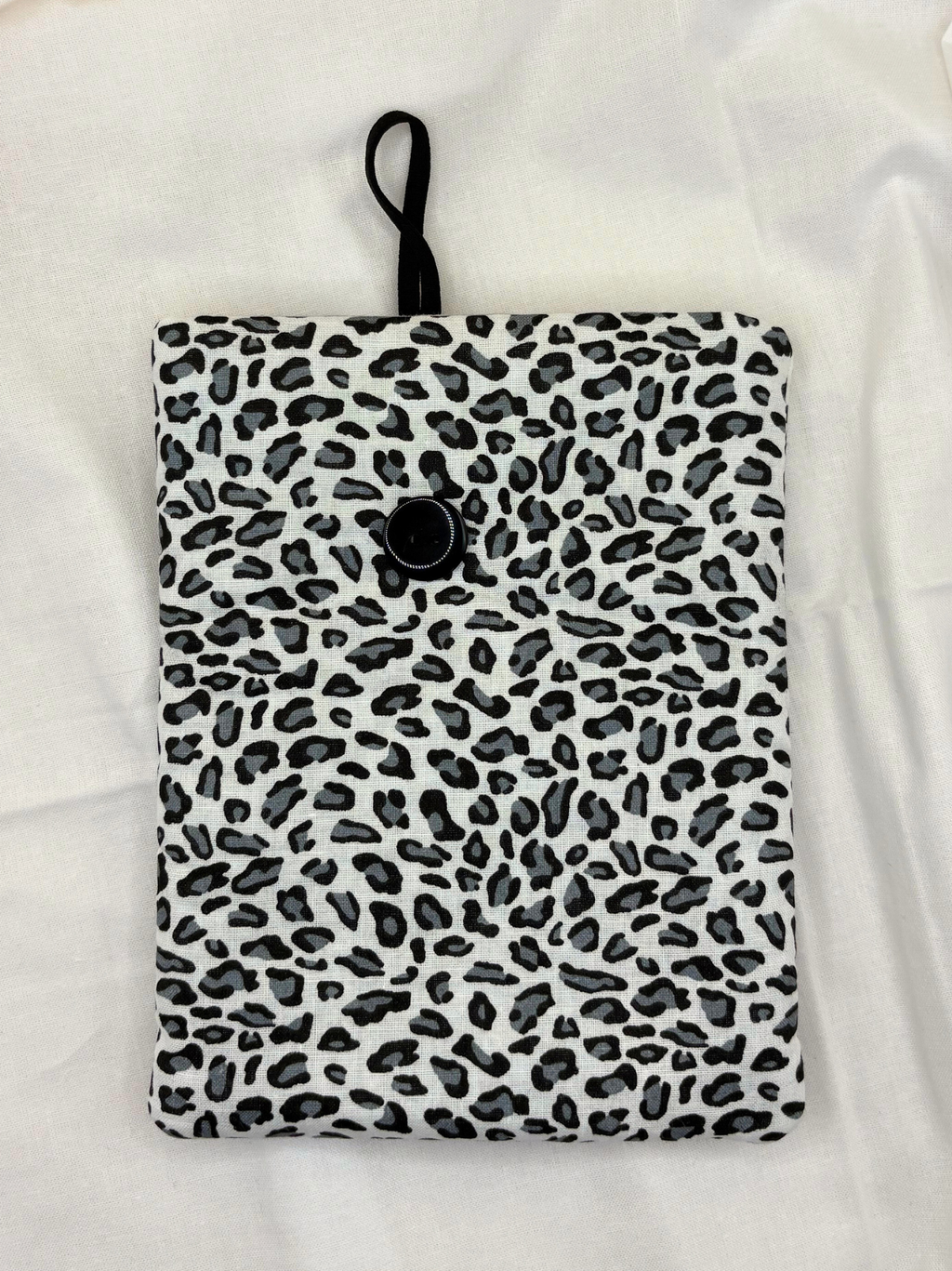 Ice Pelt Padded Soft E-Reader Sleeve