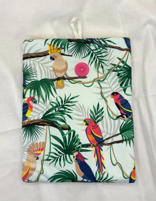 Parrot Court Padded Soft E-Reader Sleeve