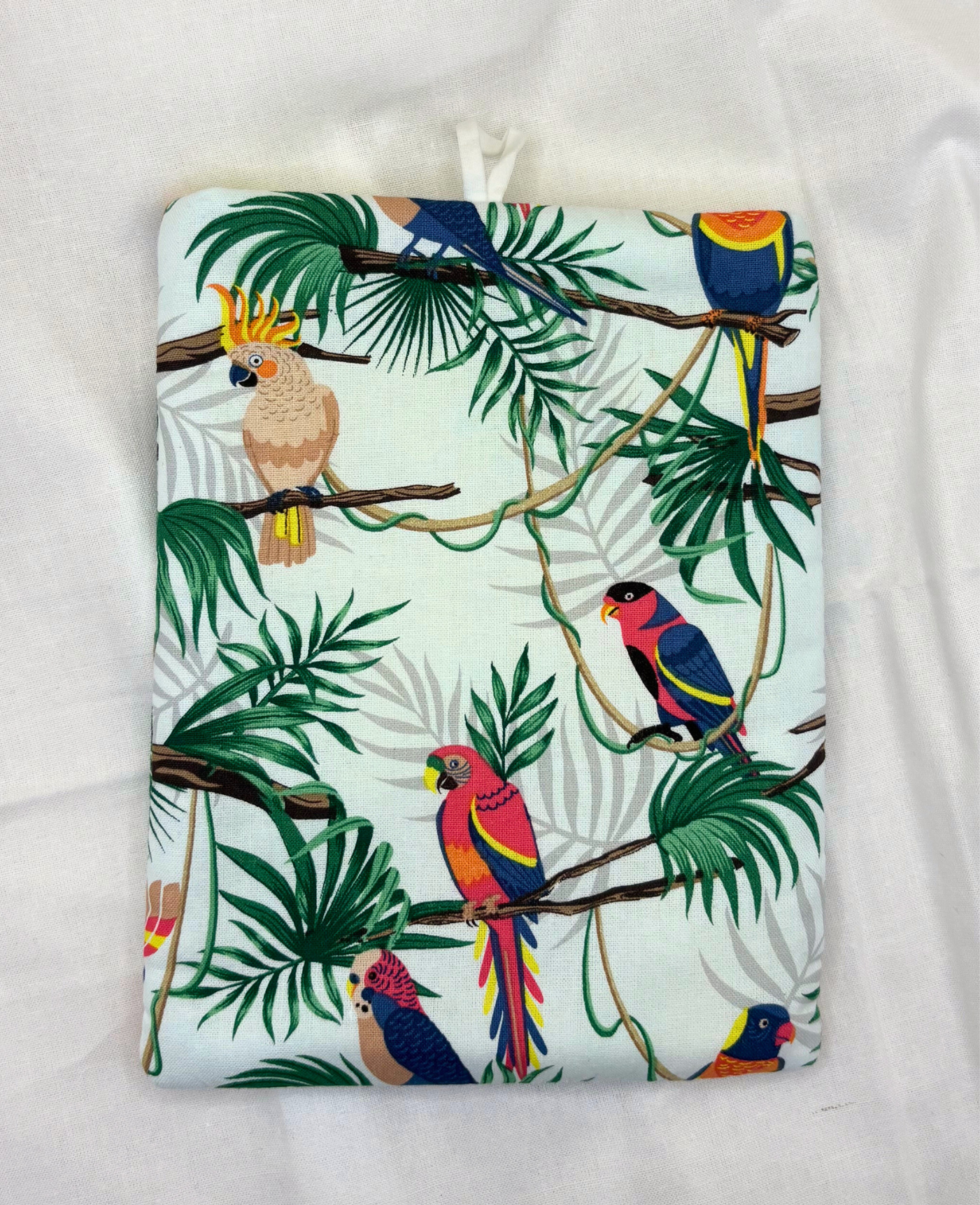 Parrot Court Padded Soft E-Reader Sleeve