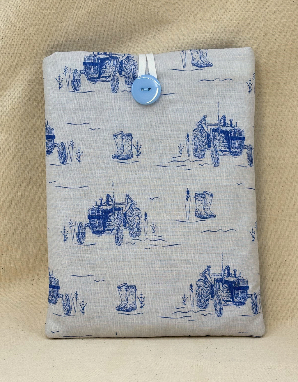 Ploughman's Field Padded Soft E-Reader Sleeve