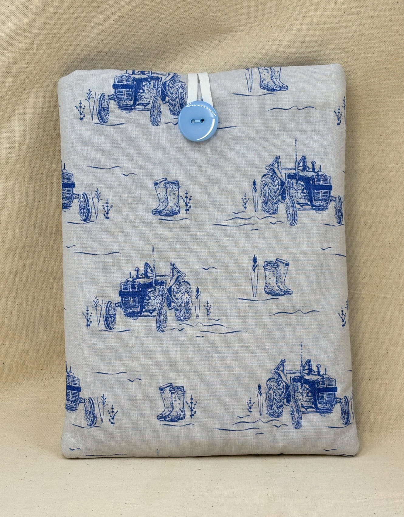 Ploughman's Field Padded Soft E-Reader Sleeve
