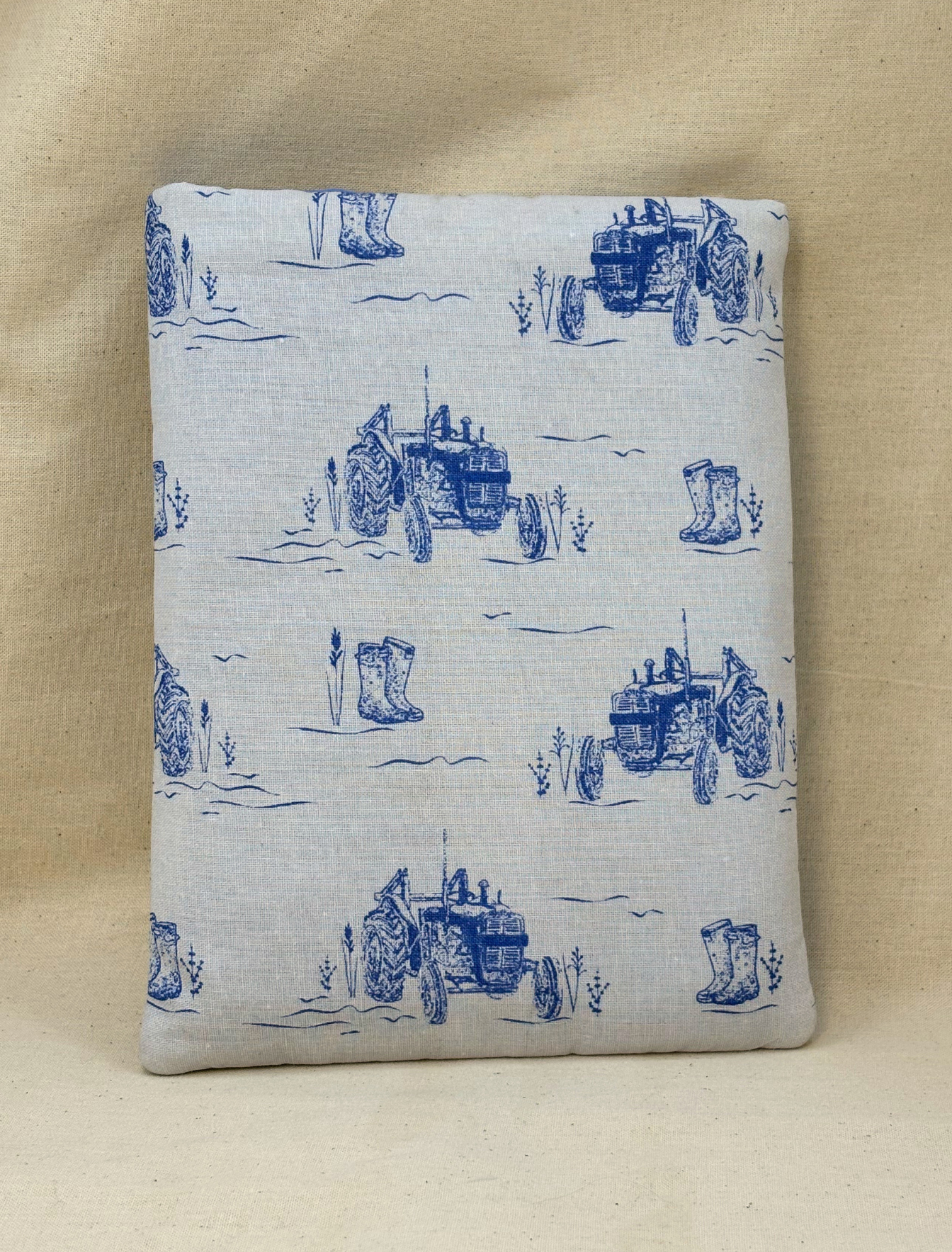 Ploughman's Field Padded Soft E-Reader Sleeve