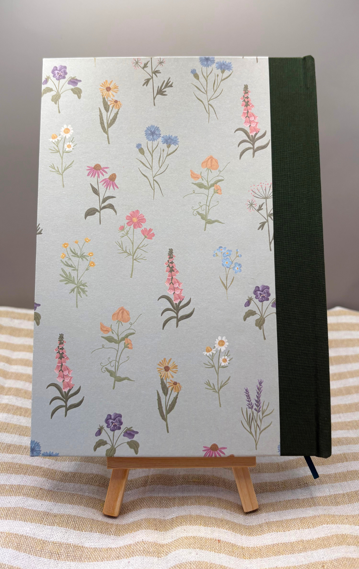 The Secret Garden Handbound Classic Novel