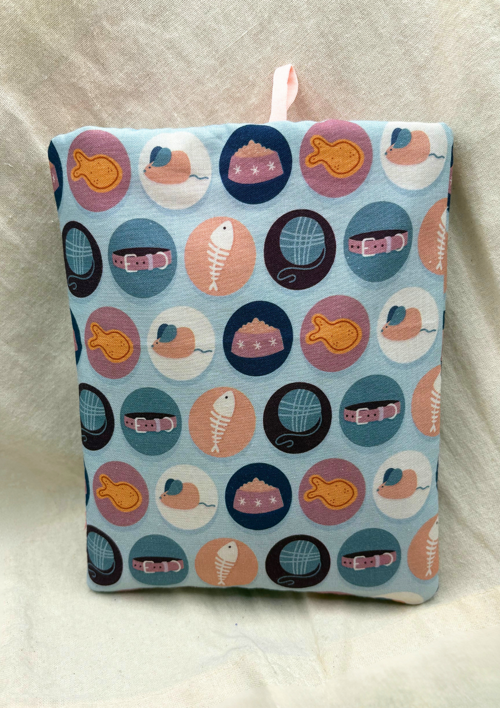 Kitty Curiosities Padded Soft E-Reader Sleeve
